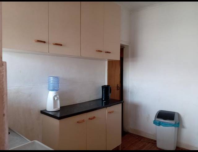 3 BEDROOM HOUSE FOR SALE IN KEWTOWN